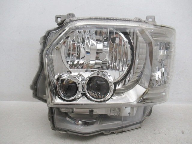 【即決有】 トヨタ ハイエース 4型 5型 200系 後期 純正 左 ヘッドライト LED ダークプライム KOITO 26-137 (n095280)_画像1