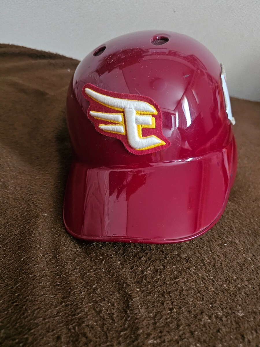  Rakuten Eagle s actual use helmet 