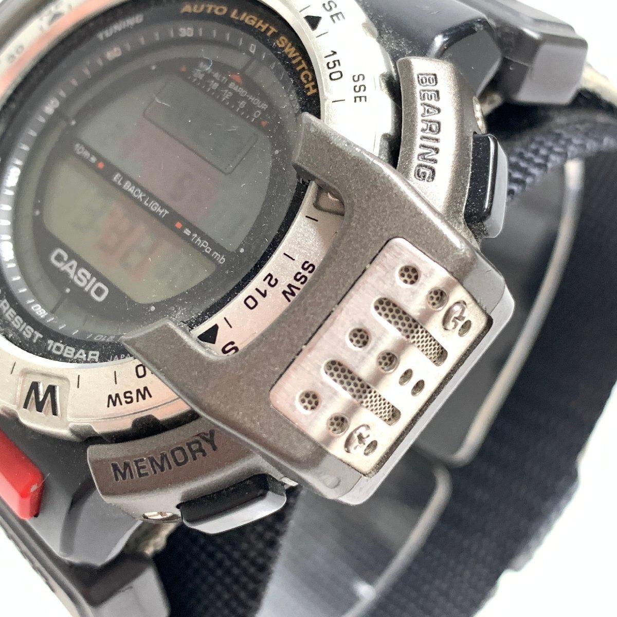 f001 Z4 36. CASIO カシオ プロトレック PRO TREK PRT-40 1471 WWF メンズ クオーツ 腕時計 動作品_画像4