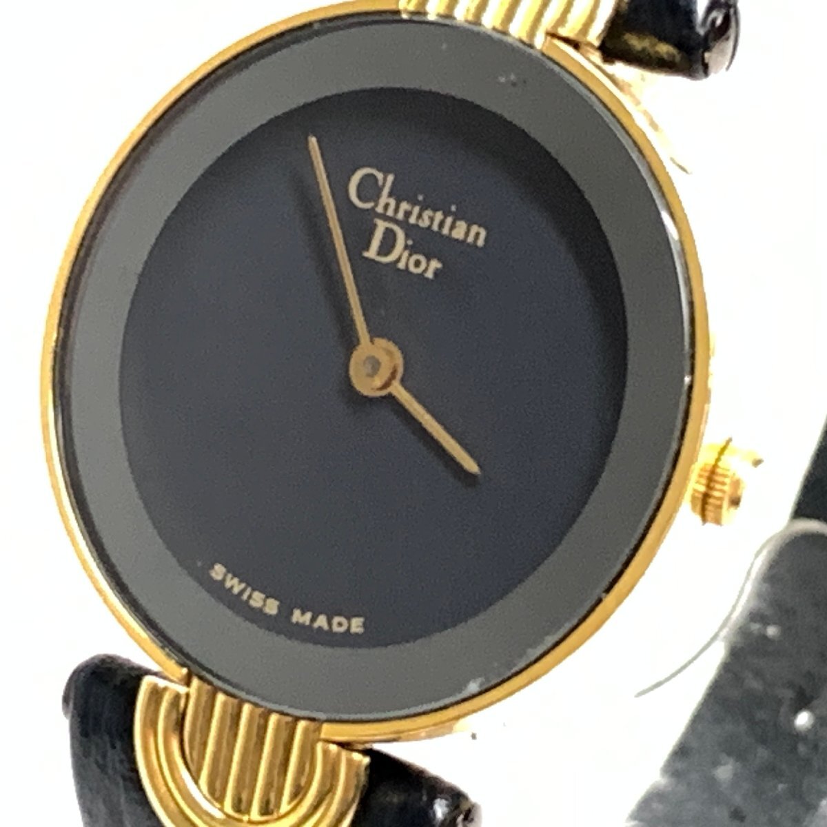 f001 Z4 41. Christian Dior クリスチャンディオール レディース腕時計 QZ 3032 レザーベルト ブラック系 動作品の画像1