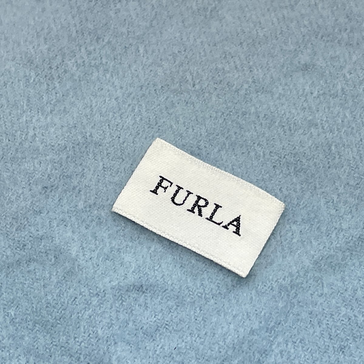 m002 H4(30) FURLA フルラ マフラー ストール 水色 ビジュー ラインストーン フリンジ レディース 幅約29cm_画像7