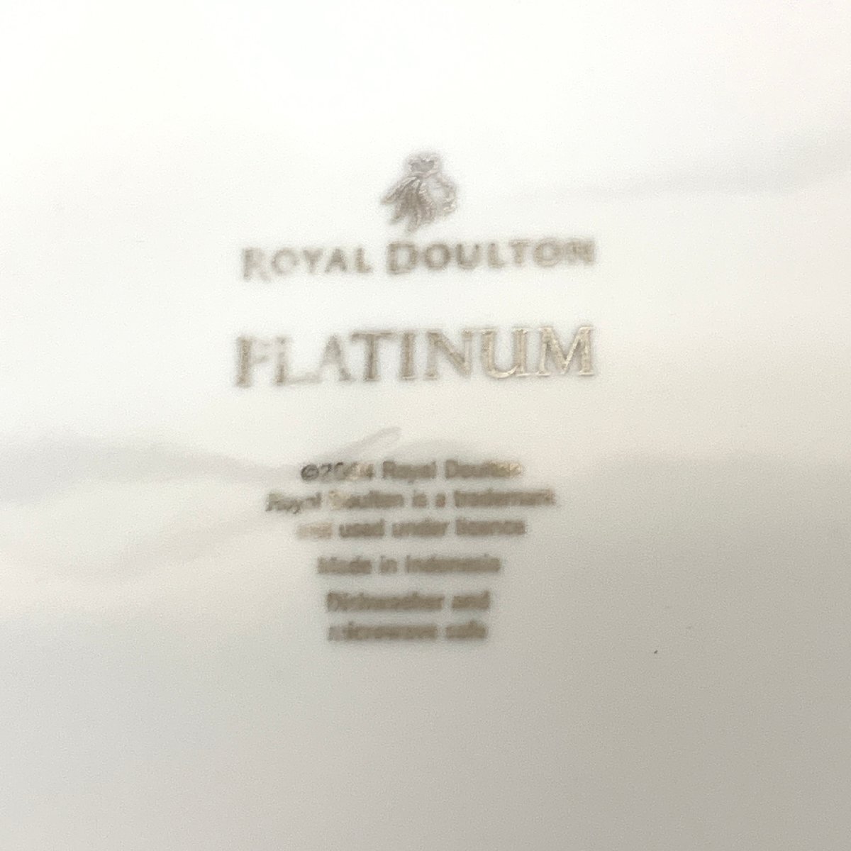 s001 K2 保管品 ROYAL DOULTON PLATINUM ロイヤルドルトン プラチナム 5点（プレート/スープ皿/カップ/ソーサー）セット×2箱_画像8