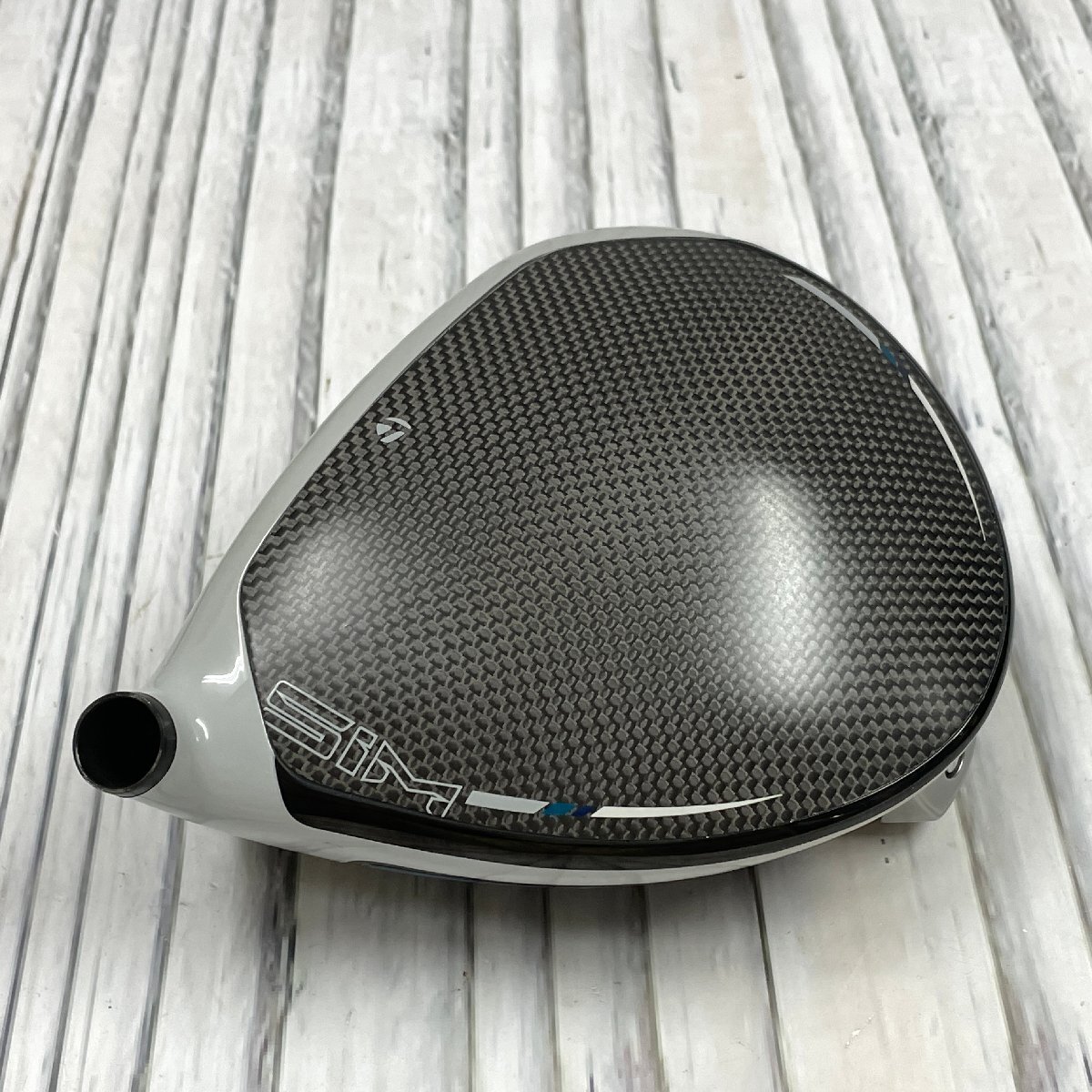 m002 D3(60) 1円～ Taylormade テーラーメード SIM MAX ドライバーヘッドのみ 9.0 純正ヘッドカバー付 ゴルフ_画像3