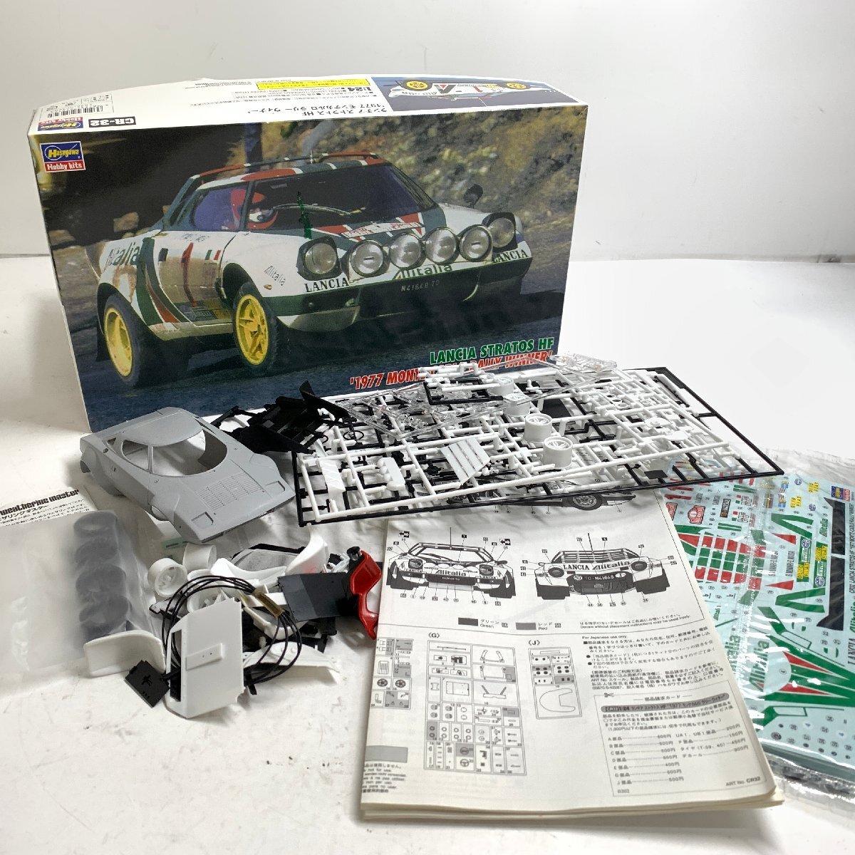 f001 G Hasegawa ハセガワ 1/24プラモデル LANCIA STRATOS HF 1977 MONTE-CARLO RALLY WINNER CR-32_画像1