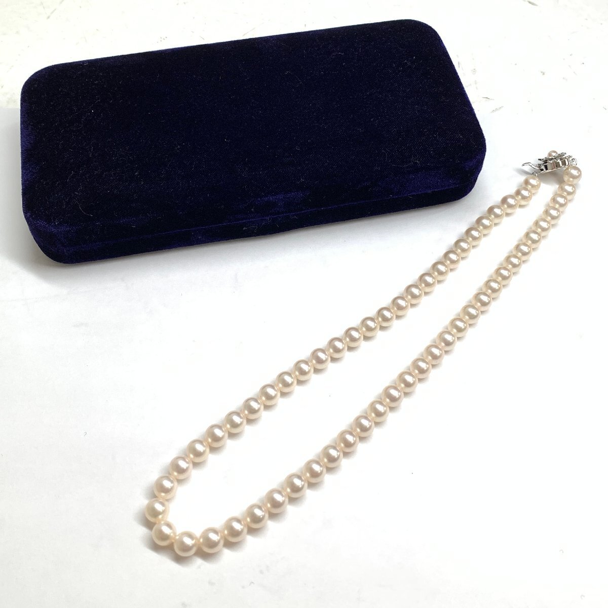 f001 B pearl necklace silver SILVER stamp . approximately 7.4mm length approximately 42cm weight approximately 33g accessory case attaching 