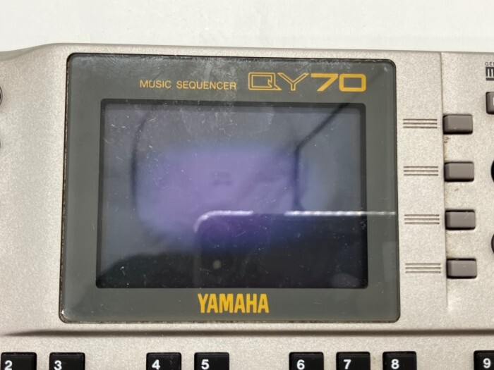 [..] * YAMAHA QY70 music sequencer rhythm machine body sound equipment audio junk MDZ01MNB81