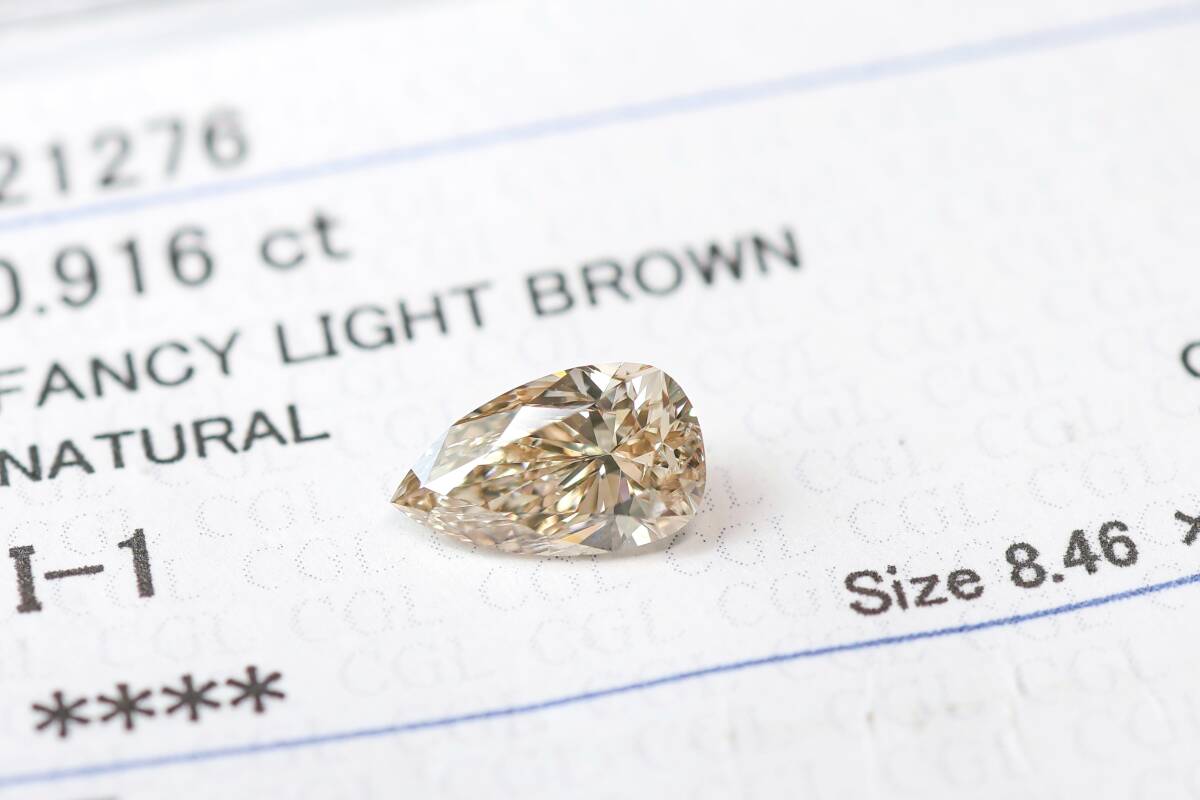 【100円～】0.916ct 天然ダイヤ Fancy Light Brown (ナチュラルカラー) I1　PSカット_画像2