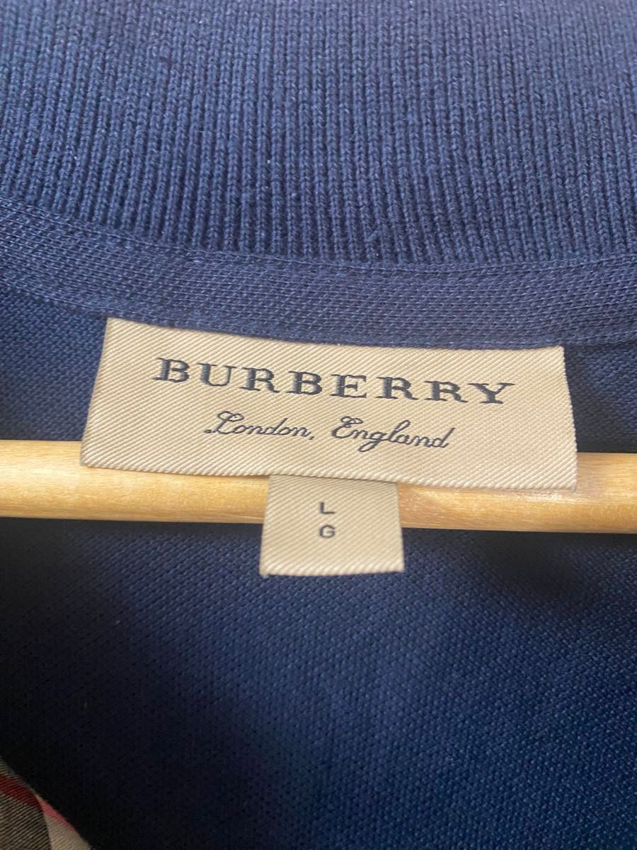 未使用　Burberry Embroidered Logo Polo Shirt