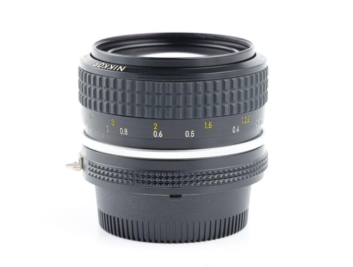 06898cmrk Nikon Ai NIKKOR 28mm F2.8 single burnt point standard lens F mount 