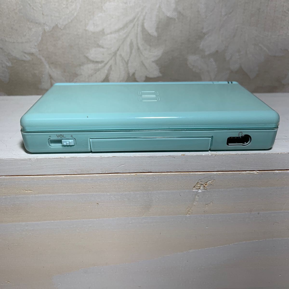 任天堂 Nintendo DS Lite USG-001+専用ACアダプタUSG-002+ソフトnintendogs柴&フレンズ 動作確認済 美品の画像5