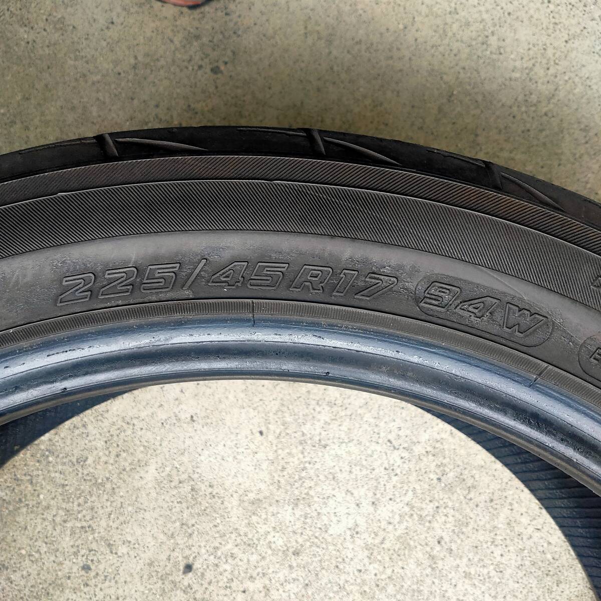 ADVAN FLEVA V701　225/45R17 94W　2本セット（’19年製）_画像4