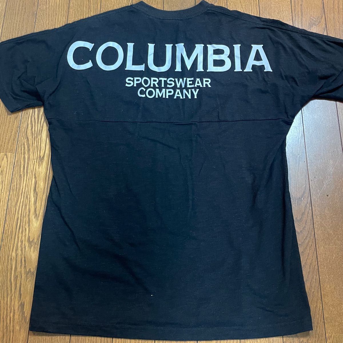 Columbia Tシャツ　(黒)