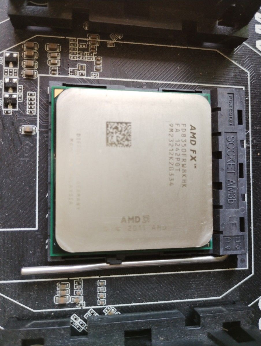 AMD FX8350 8コア  CPU