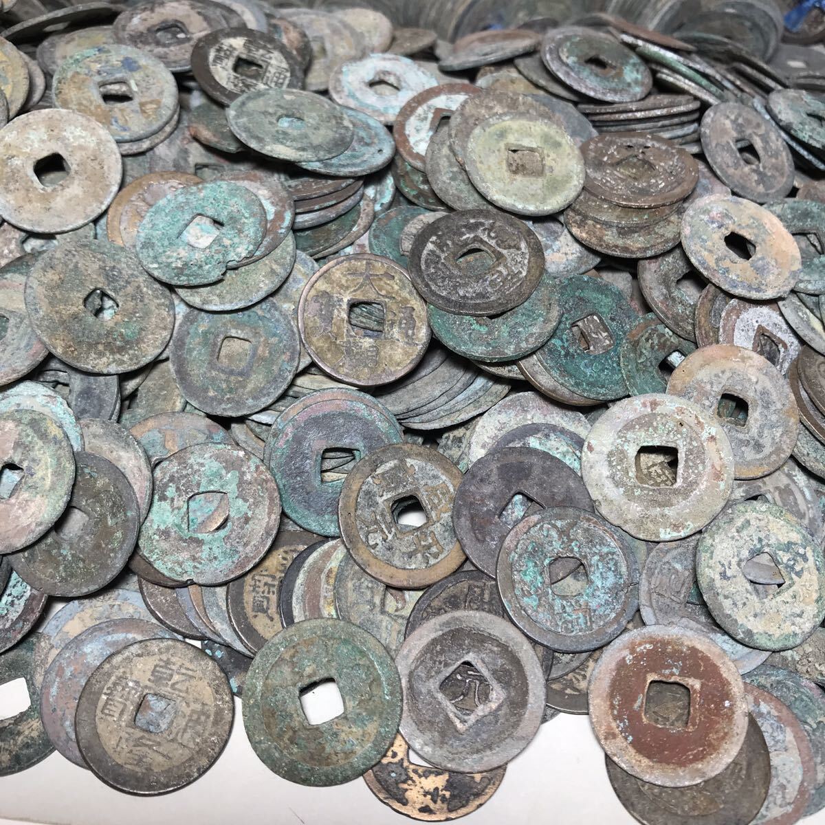 中国古銭 大量 渡来銭 出土品 穴銭 総重量約14kgの画像2