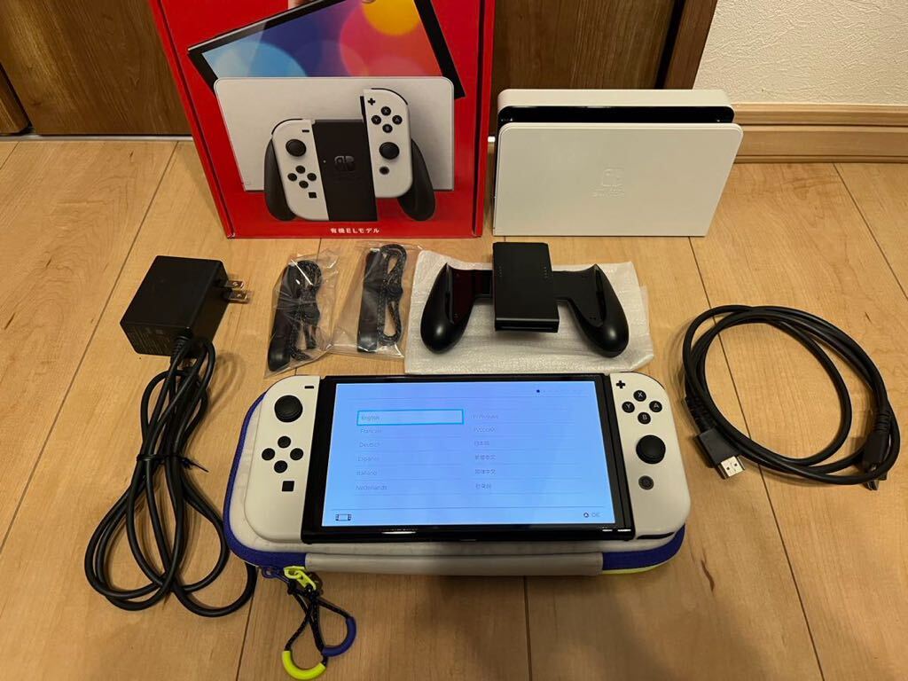 Nintendo Switch 有機ELモデル ホワイト 使用少ない 美品の画像1