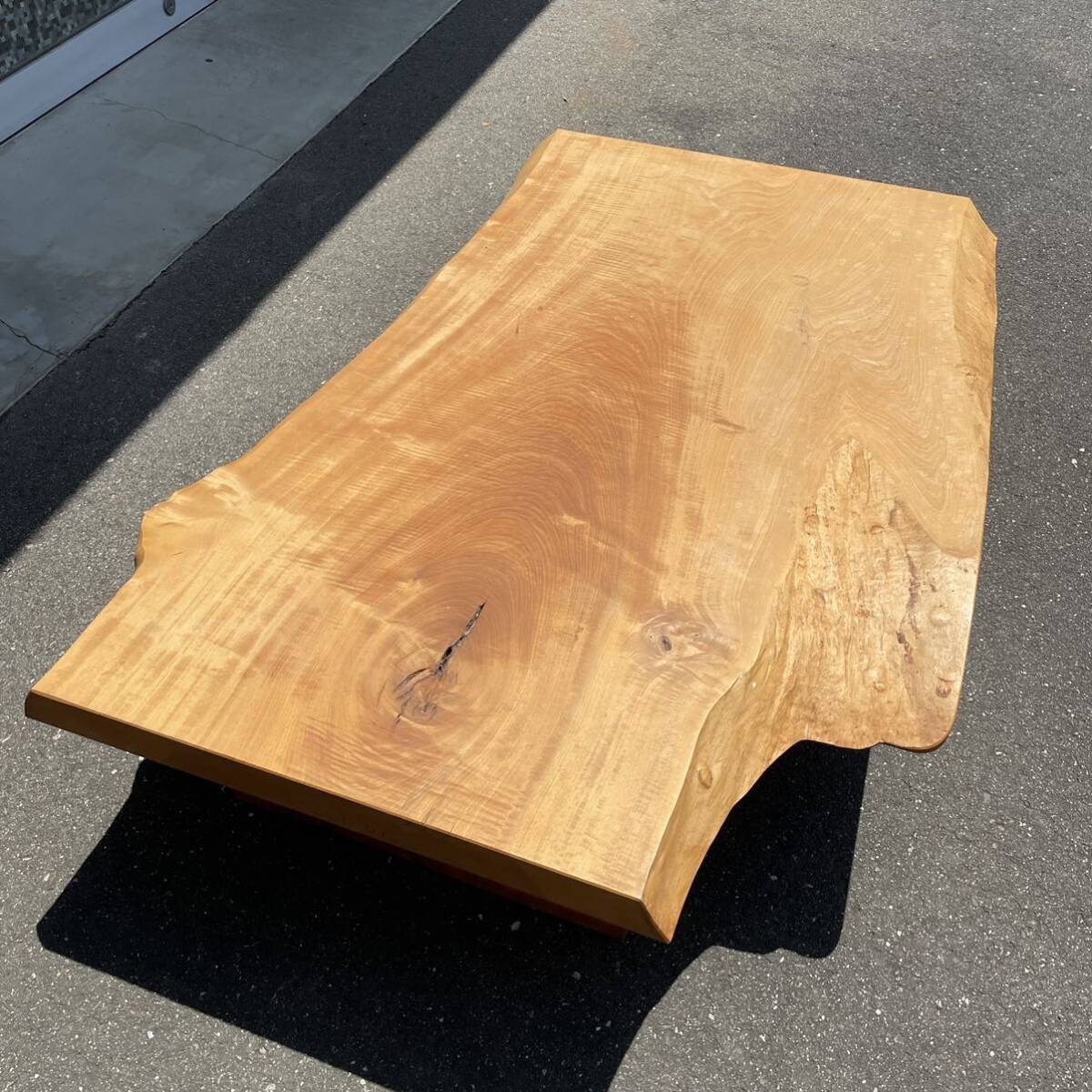 栃　トチ　一枚板　天板　ダイニング　座卓　ローテーブル　テーブル　一枚板テーブル_画像5