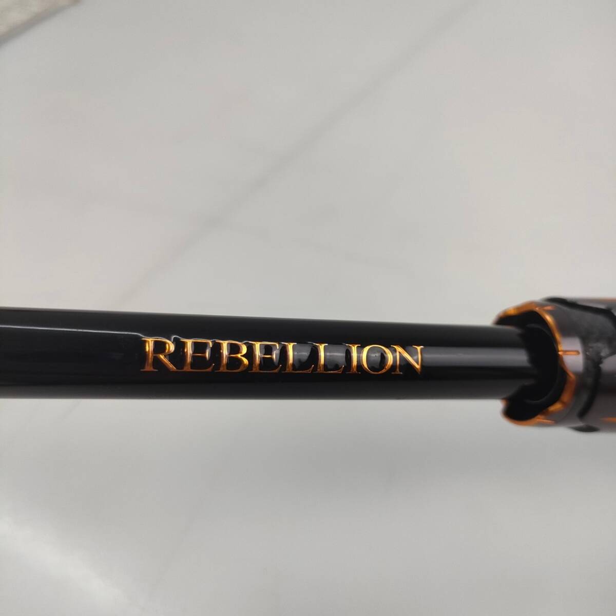 S5602★1円～【DAIWA】ダイワ REBELLION 6101MHRB リベリオン 1ピースベイトロッド フィッシング 釣り竿 釣具 収納袋あり 中古品 同梱不可_画像5