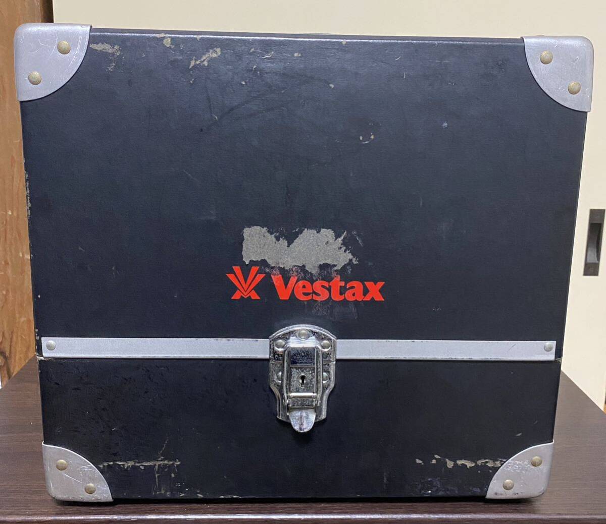 Vestax レコードバッグ LP用 100枚収納 軽量 ハードケース 鍵1本付 udg odyssey 樽屋 ②_画像1