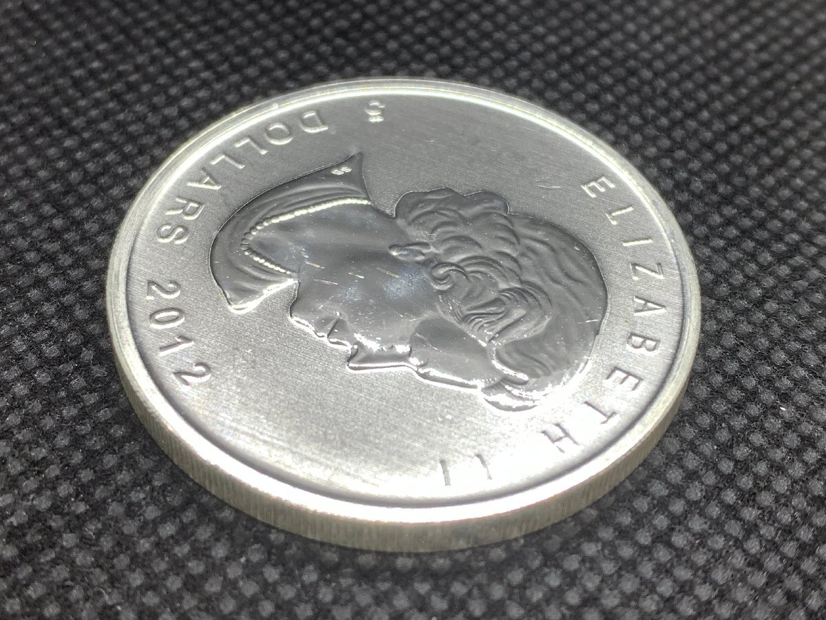 31.1 グラム 2012年 (新品) カナダ「ヘラジカ・ムース」 5ドル 純銀 1オンス 銀貨の画像4