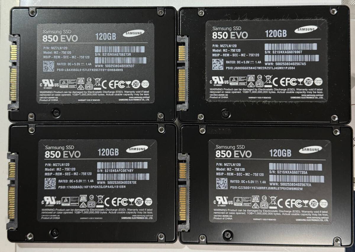 ■ Samsung 120GB ×　４台　(850シリーズ MZ7LN120)　中古_画像1