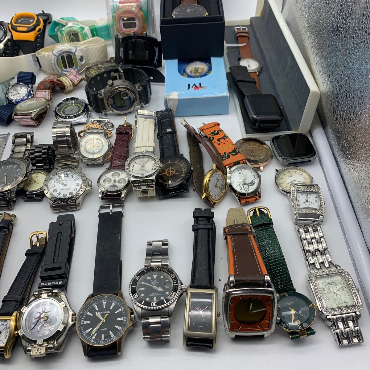 JUNK品 腕時計 まとめ セット CASIO SEIKO SWATCH TIMEX ELGIN WD 50本以上 まとめ売り _画像3