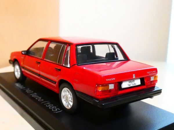 国産名車コレクション 1/43 VOLVO ボルボ 740 ターボ 1985 赤 アシェット 旧車 クラシックカー ミニカー 303_画像2