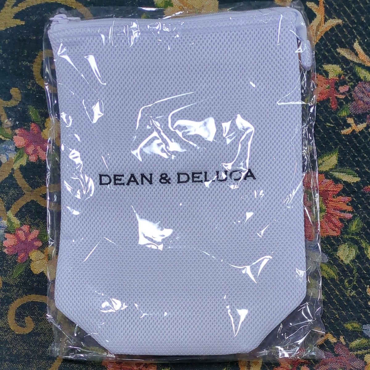 ディーン&デルーカ　クッションバッグインバッグ　ホワイト　Lサイズ　内袋付き　DEAN＆DELUCA　限定品