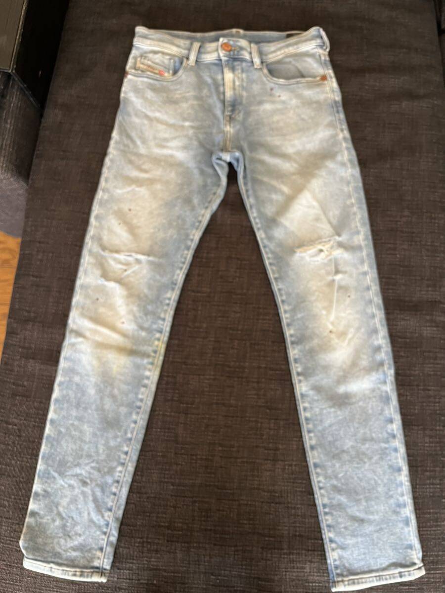 中古格安！ディーゼル　DIESEL MATURED JOGG JEANS SLIM　ダメージ　スリム　28インチ　細身　ジーンズ　デニム_画像1