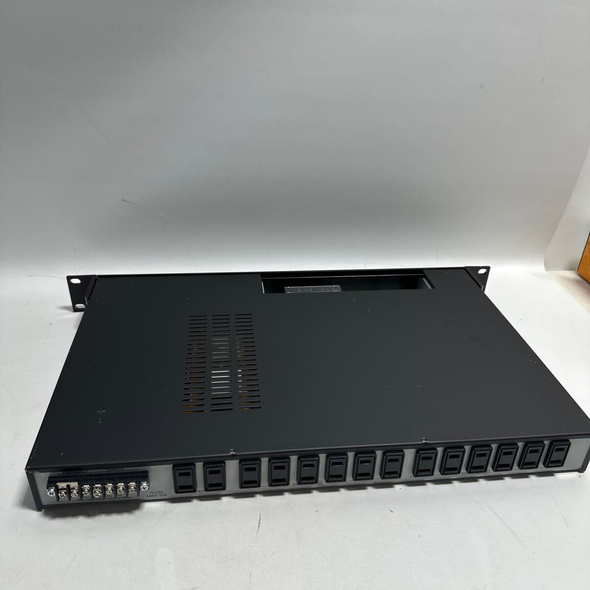 2FZ24」TOA PD-1130 主電源パネル 電源分配器 節電 省エネ 2FZ24」TOA PD-1130 主電源パネル 電源分配器 節電 省エネ