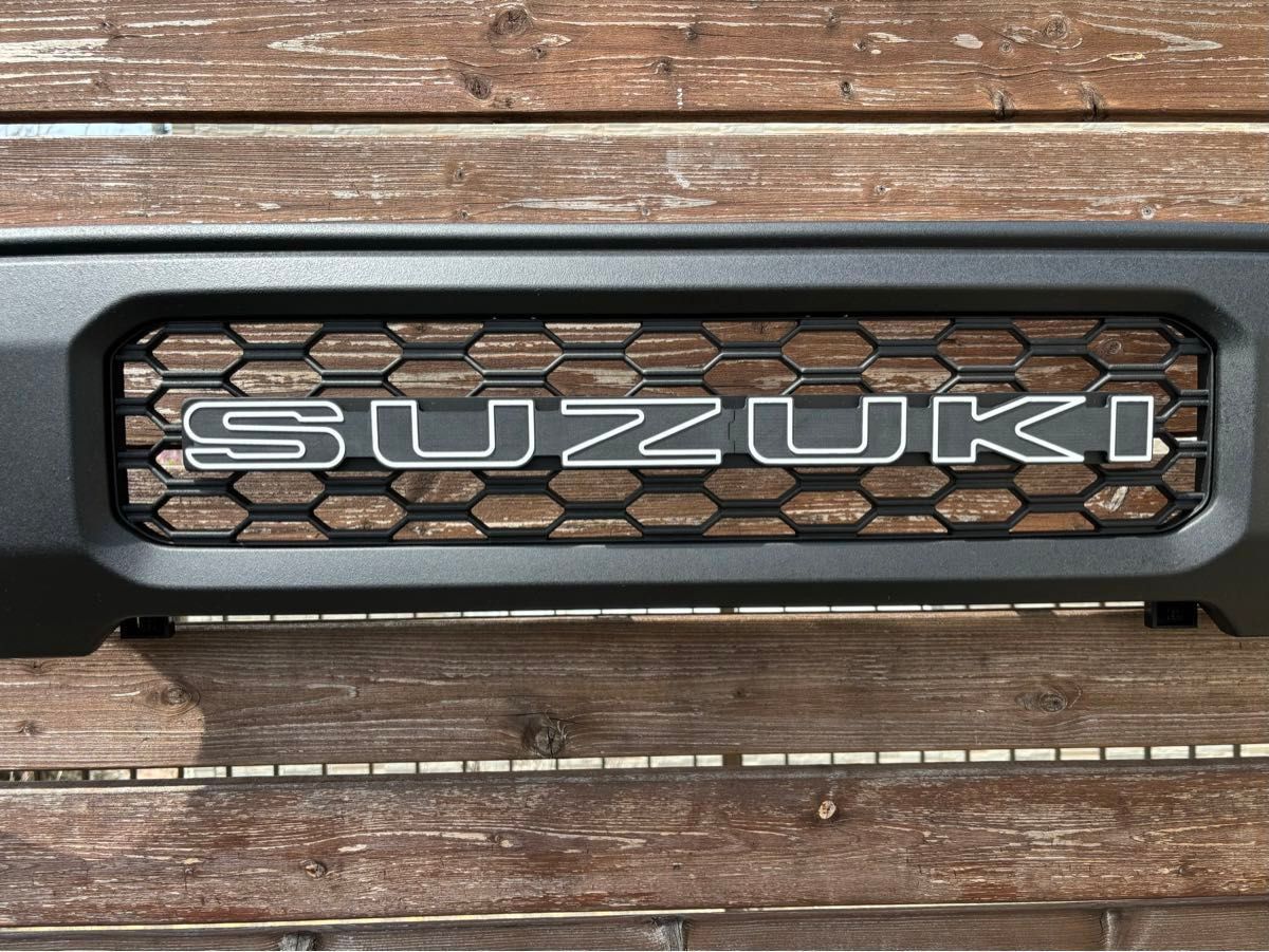 ジムニーjb64/74 超ビッグエンブレムSUZUKIバージョン 完全 ジムニーjb64/74 超ビッグエンブレムSUZUKIバージョン 完全