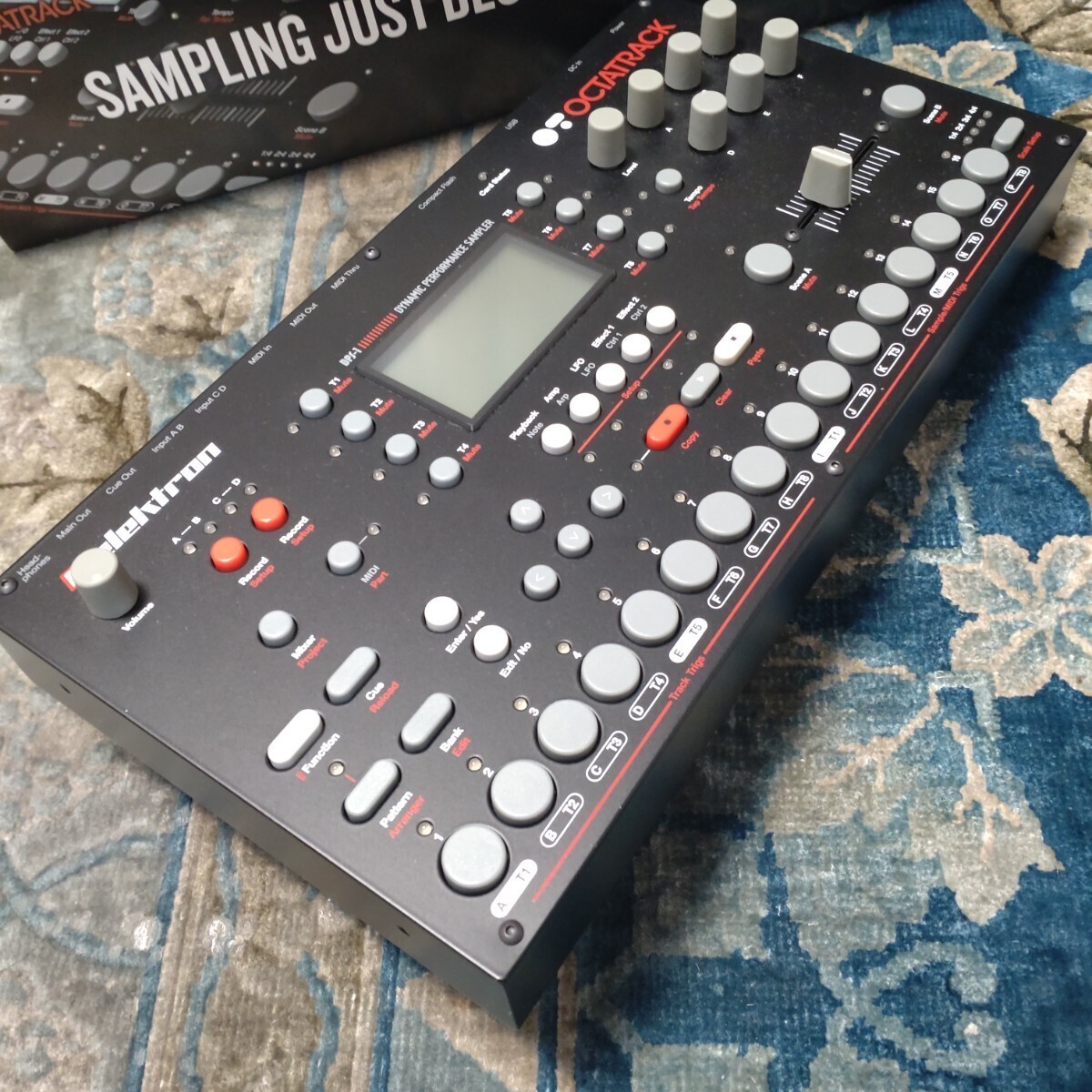  used beautiful goods Elektron Octatrack DPS-1