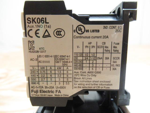 未使用品 富士電機 FUJI 標準形電磁開閉器 コンタクタ形補助継電器 SKシリーズ 直流操作形(1.2W) 06 SK06LW-E10KP95 管理6Y0517D-YP_画像6