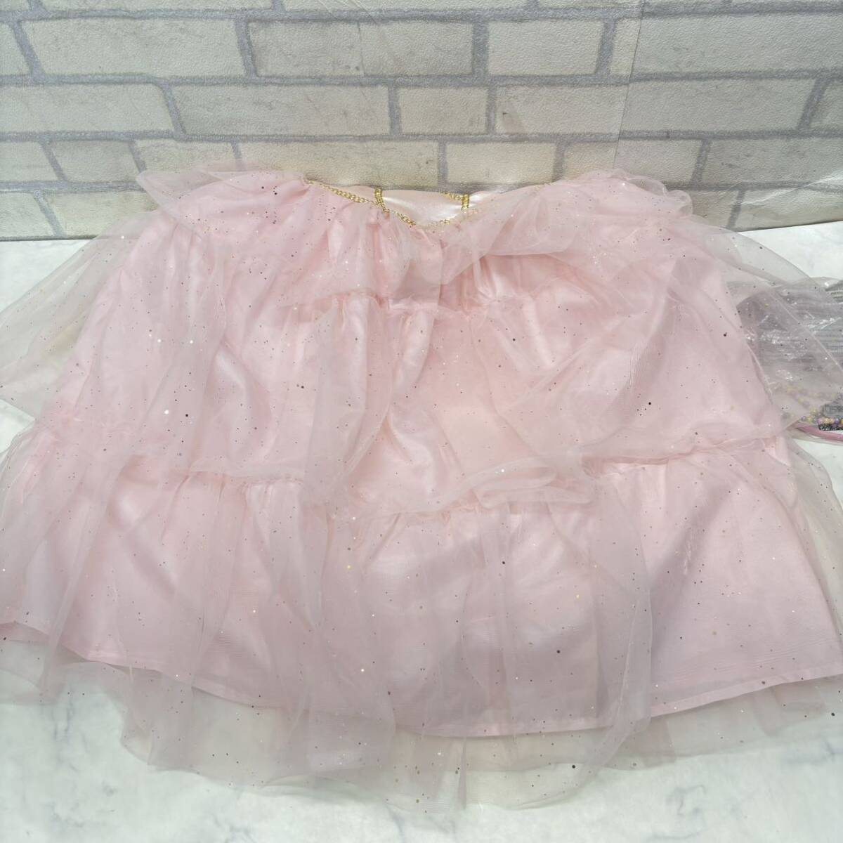 未使用 H&M ドレス ピンク ディズニー カチューシャ ネックレス プリンセス ジュニア キッズ 女の子 子供服 サイズ120/130_画像4