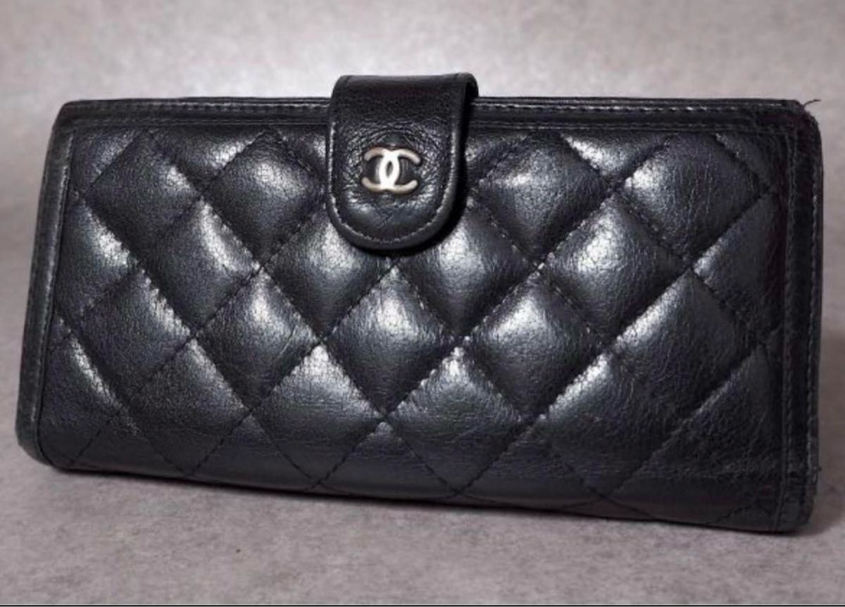 シャネル CHANEL フランス製 ココマーク 二つ折りウォレット 長財布 ラムスキン