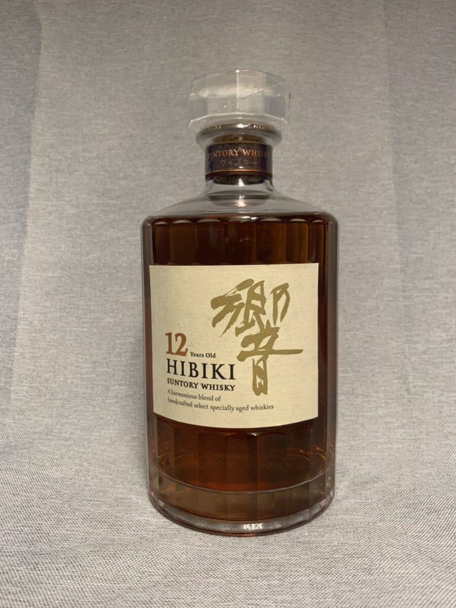 サントリーウイスキー 響 12年　43度　700ml 未開栓　終売品　SUNTORY WHISKY HIBIKI AGED12YEARS BLENDED WHISKY _画像1