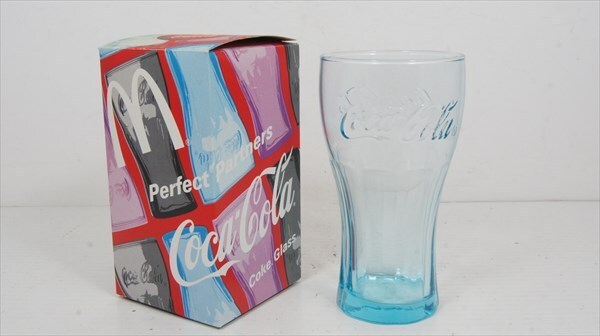 マクドナルド コカ・コーラ コンツアーグラス 2009年 2ヶセット FIFA コップ 非売品 食器 箱付き 雑貨[未使用品]_画像2
