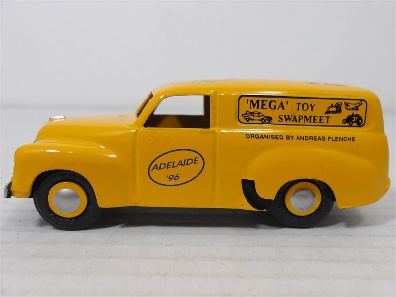 [珍品]MICRO MODELS MP601 HOLDEN FJ Panel Van Limited Edition MEGA Toy Swapmeet 1990年代 当時物 限定品 ミニカー 箱/サイン付き 雑貨_画像2