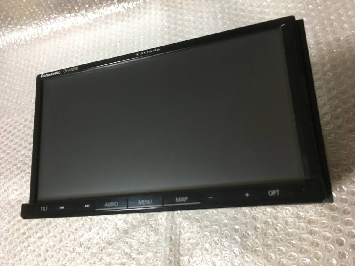 ★美品★2019年度地図★新品純正アンテナセット★ストラーダ CN-RA05D Bluetooth DVD再生 CD録音 SD フルセグ ハンドフリー★_画像3