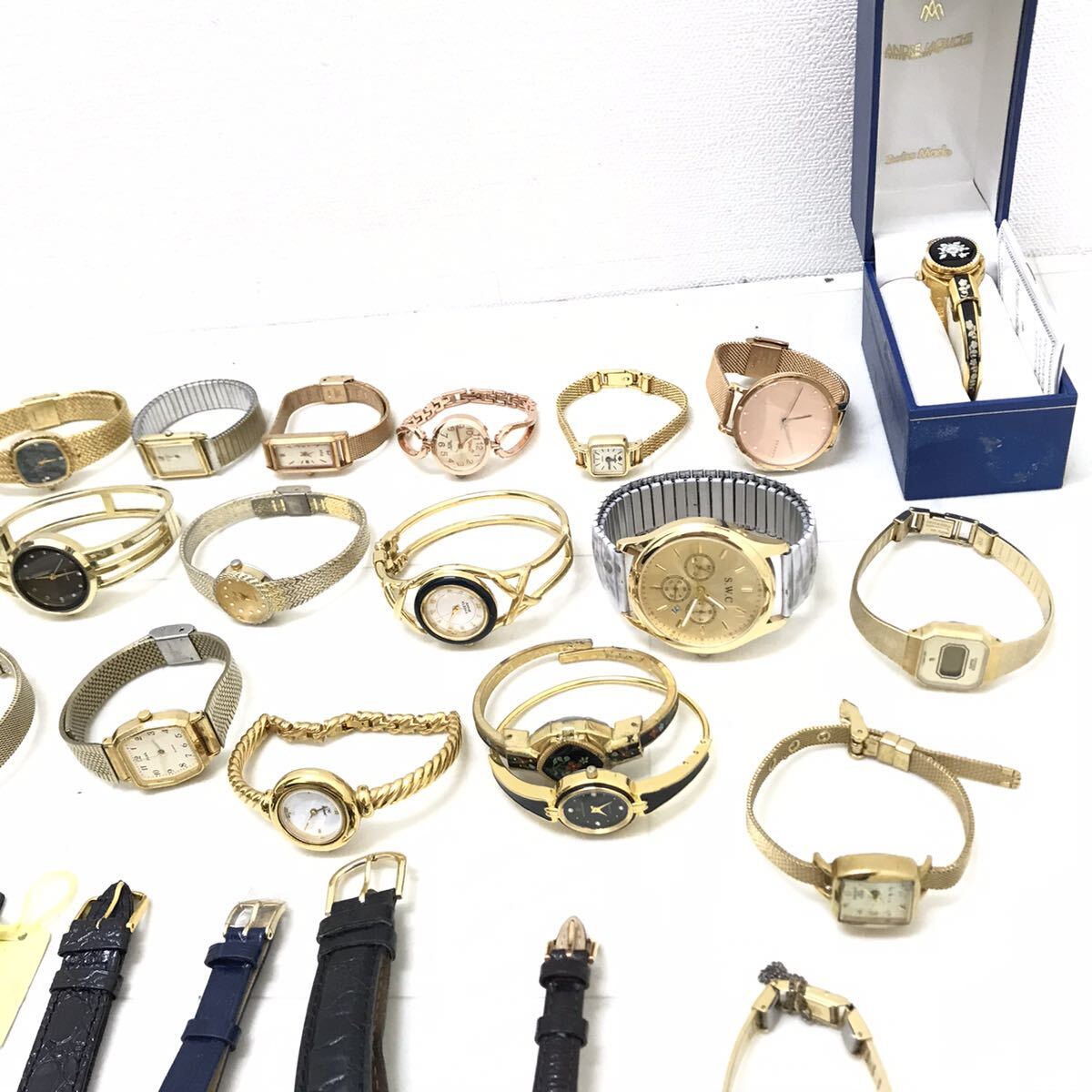 M ゴールドカラー 腕時計 90本まとめ売り EMPORIO ARMANI セイコー シチズン カシオ オリエント CYMA テクノス 等 稼働品含むの画像8