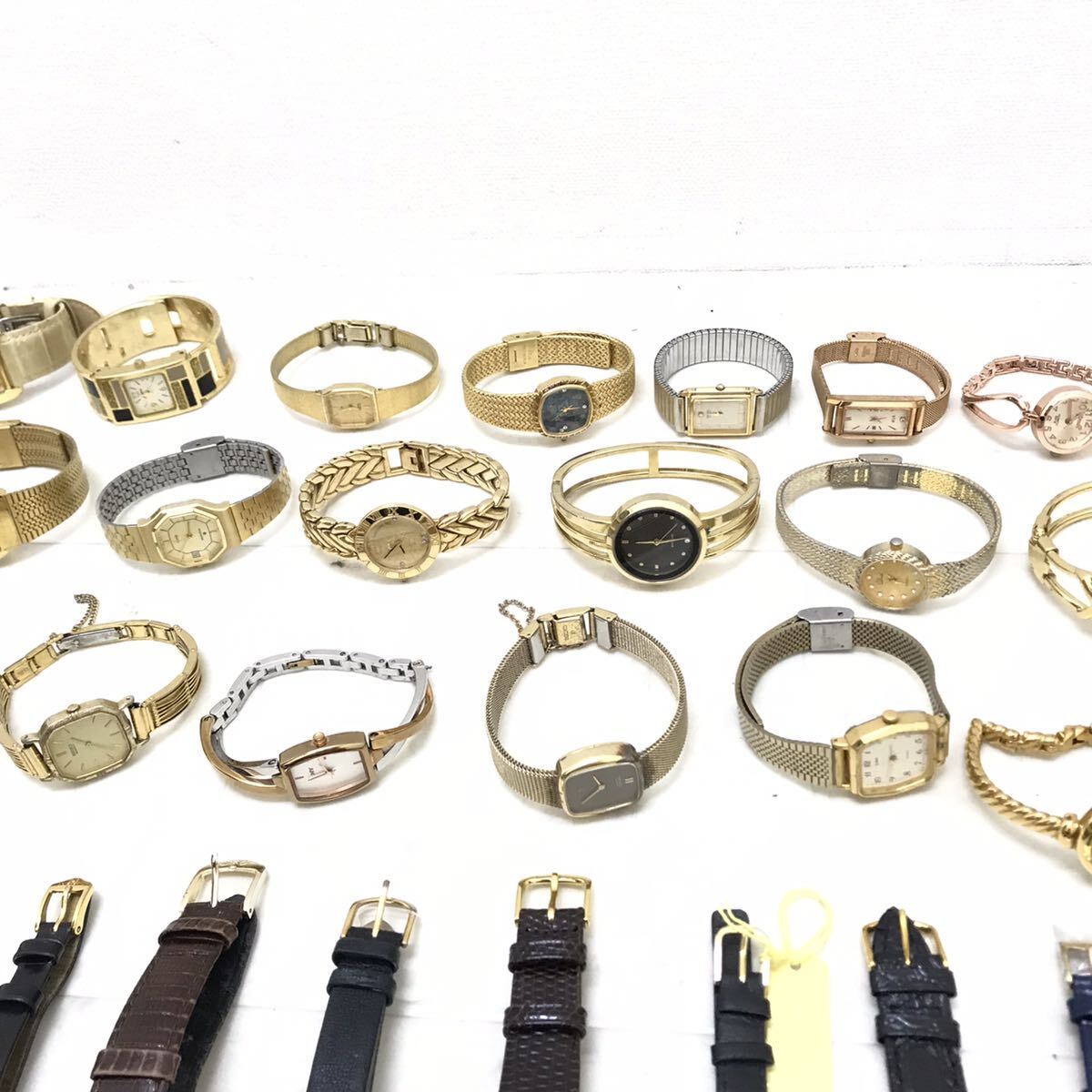 M ゴールドカラー 腕時計 90本まとめ売り EMPORIO ARMANI セイコー シチズン カシオ オリエント CYMA テクノス 等 稼働品含むの画像7