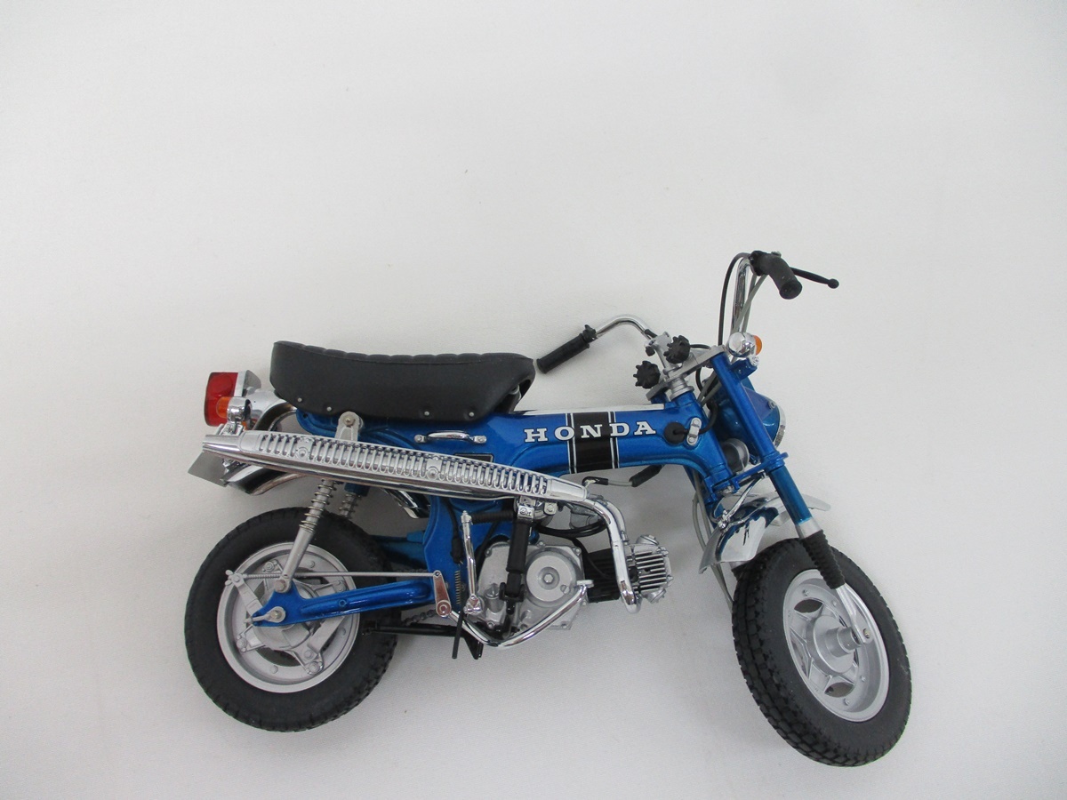 7525P EBBRO エブロ 1/10 DAX Honda ST50 1969 M.BLUE ダックス ホンダ バイク 青 ブルー 10005 Premium Collection ダイキャスト ミニカーの画像8