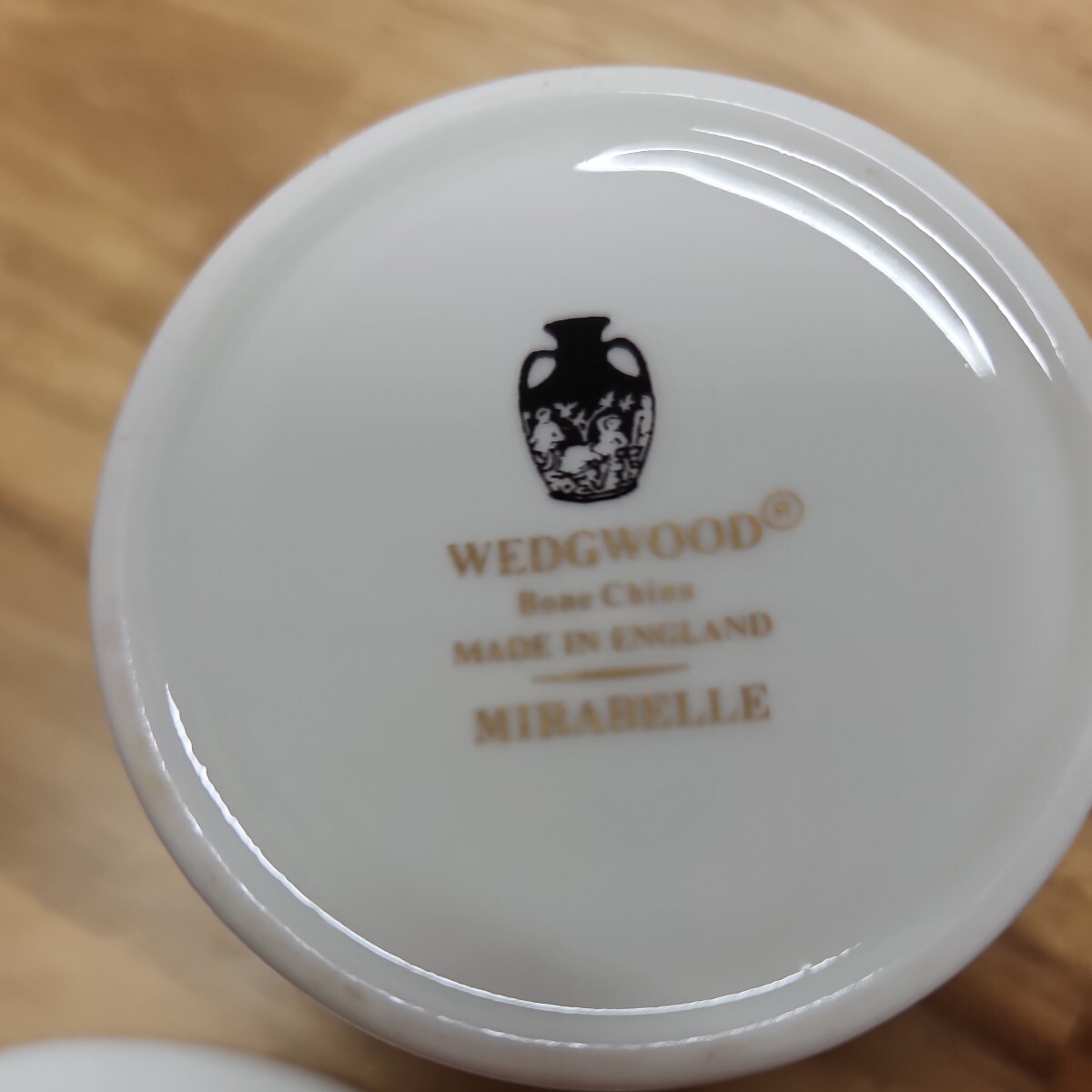  Wedgwood 英国製　ウェッジウッド Mirabelle ミラベル コーヒーカップ ソーサー 花柄 　アンティーク食器　 ヴィンテージ_画像6