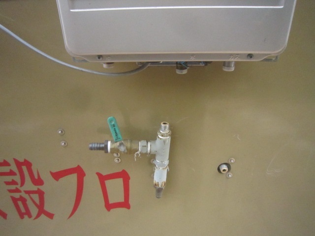 C2A【石060523】屋外風呂シャワーユニット ハマネツ FS-25 外 C2A【石060523】屋外風呂シャワーユニット ハマネツ FS-25 外