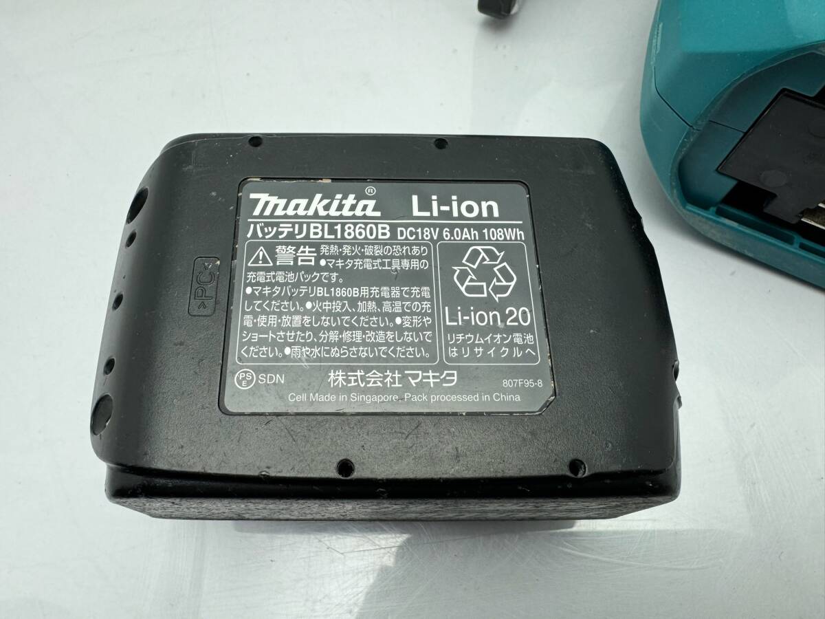 * Makita JV182D rechargeable reciprocating engine so- battery attaching 18V BL1860B*K060420