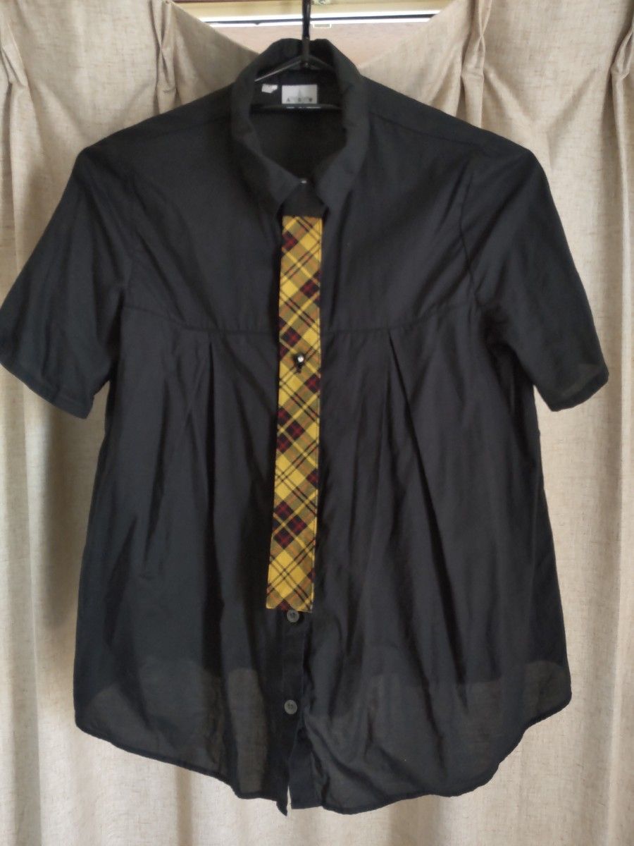  ARROW   半袖シャツ ショート丈  ネクタイ付き