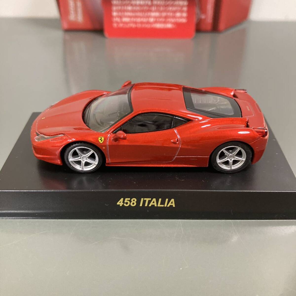 京商 1/64 フェラーリ8 458 ITALIA (メタリックレッド）458 イタリア の画像3