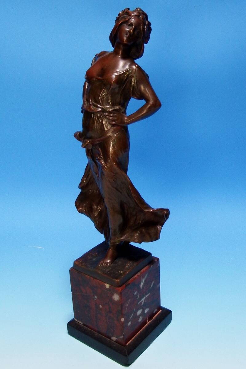 【団忠Antique】西洋彫刻家 在銘 ブロンズ女性像 台座を含め高さ35cmの画像3