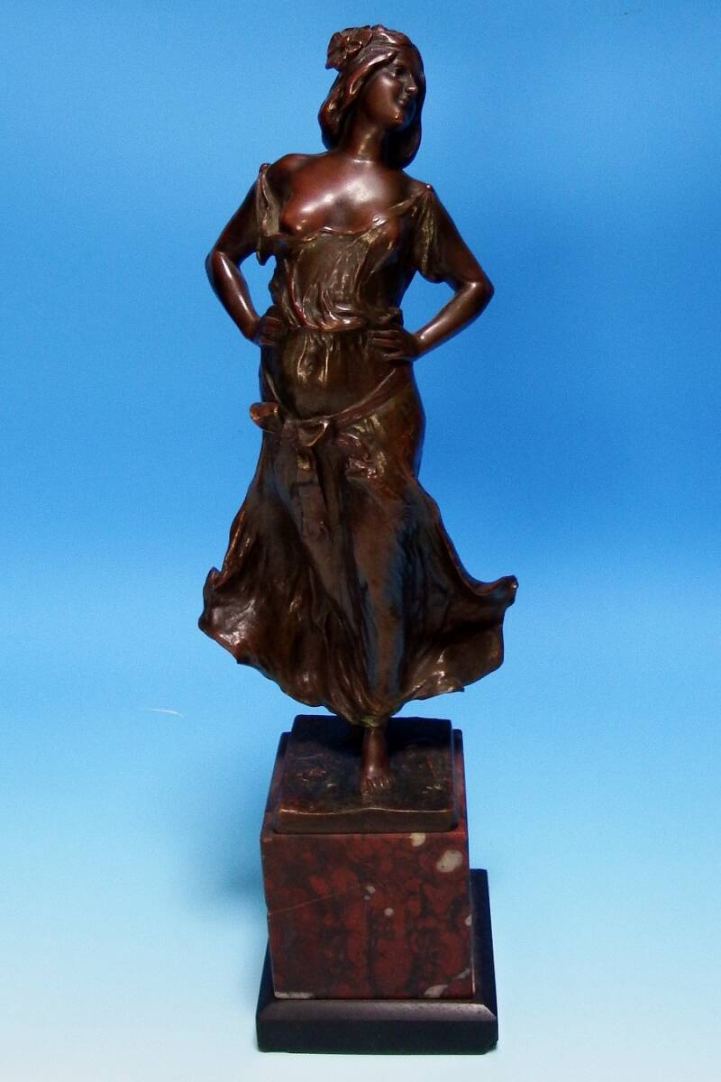 【団忠Antique】西洋彫刻家 在銘 ブロンズ女性像 台座を含め高さ35cmの画像2