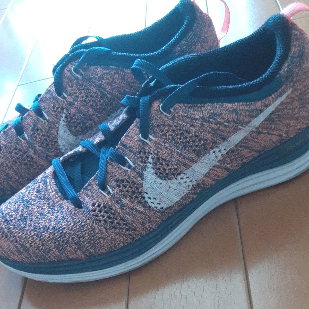 NIKE　スニーカー　23　