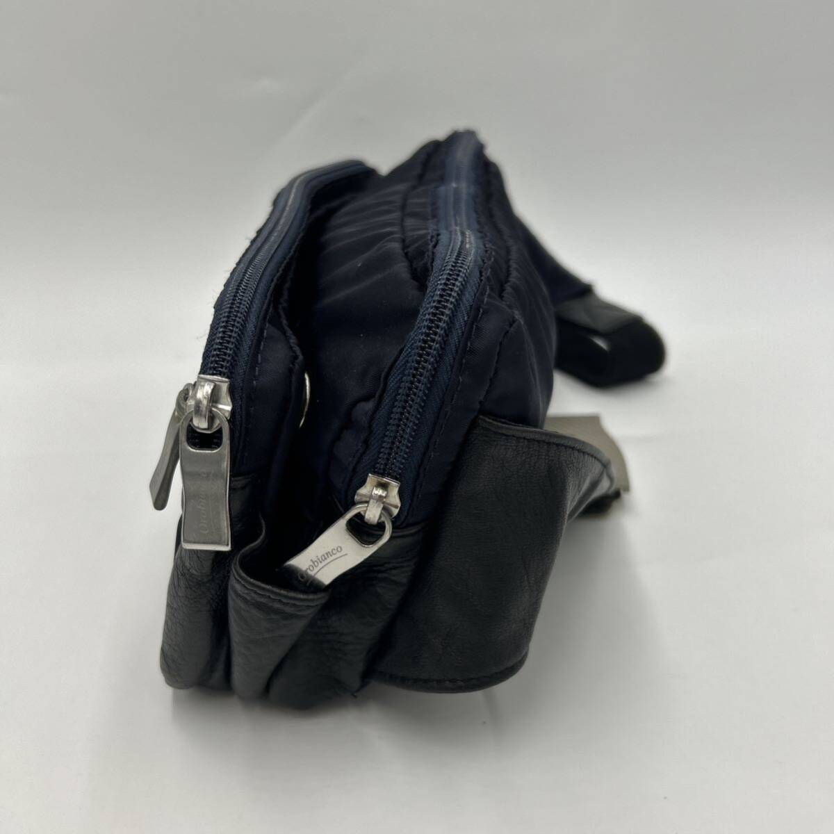 C ■ イタリア製 '高級感溢れる' Orobianco オロビアンコ LIMONTA社製 ウエストバッグ 斜め掛け鞄 ボディバッグ 紳士鞄 ショルダーバッグの画像4